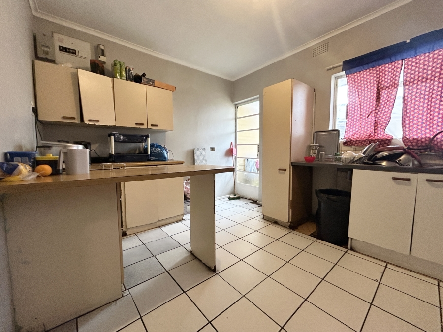 2 Bedroom Property for Sale in Oakdene Western Cape
